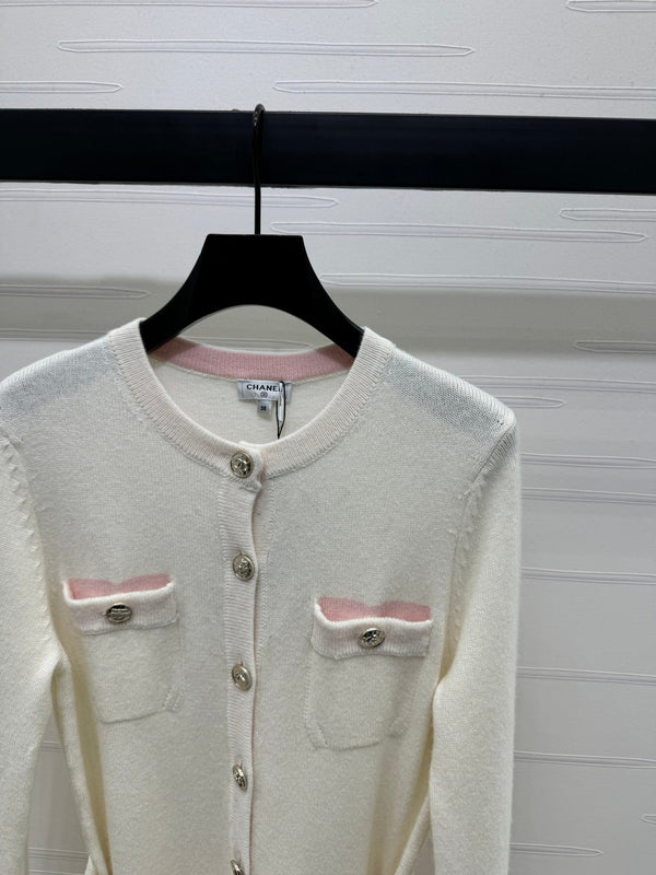 CHANEL DOUBLE-POCKET KNIT LONG SLEEVE CARDIGAN STYLE 289