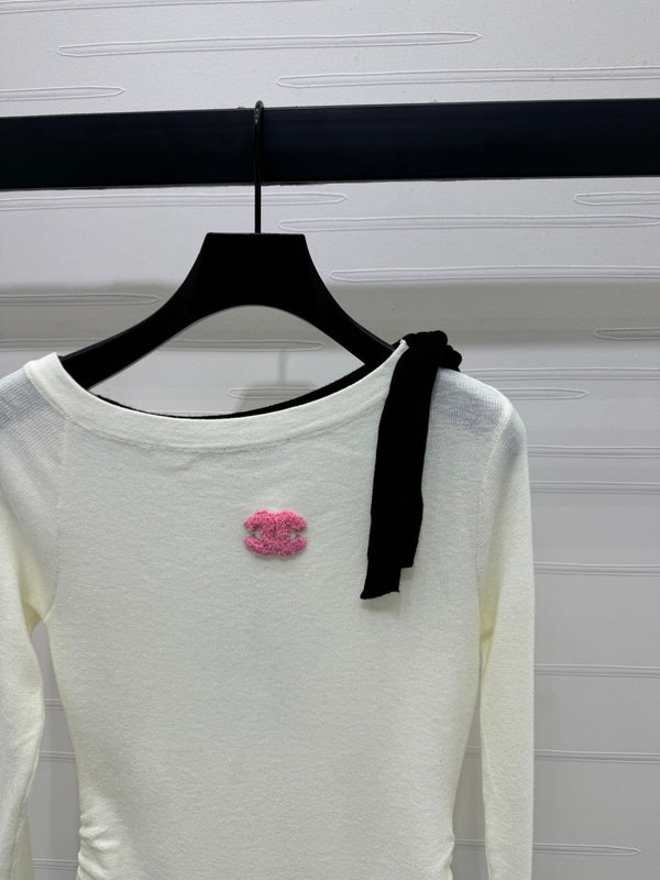 CHANEL RIBBON KNIT LONG SLEEVE SWEATER STYLE 288