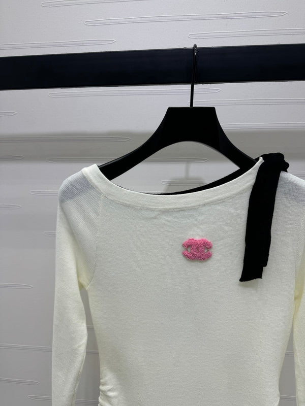 CHANEL RIBBON KNIT LONG SLEEVE SWEATER STYLE 288