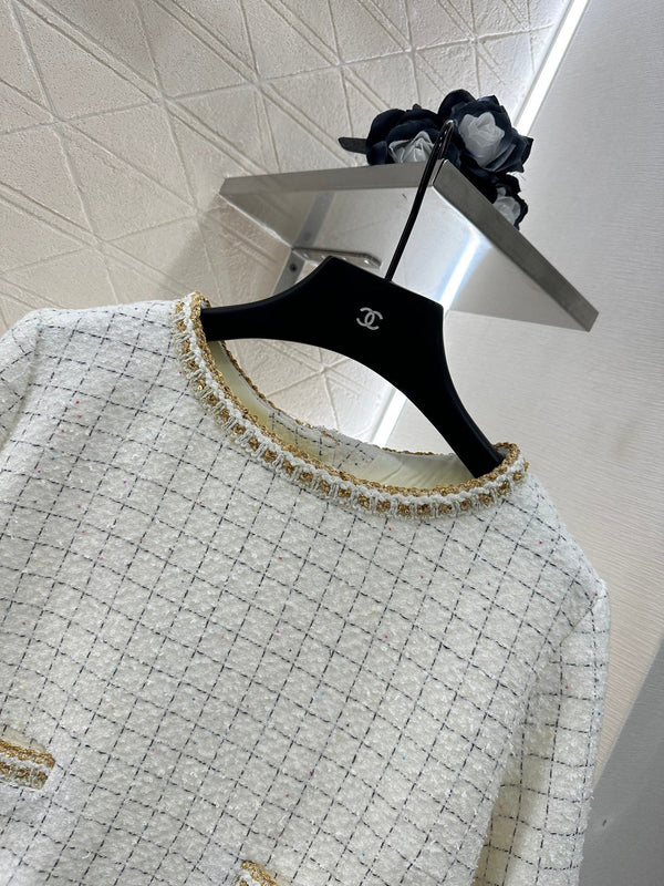 CHANEL BUTTON-BACK DRESS TOP STYLE 286