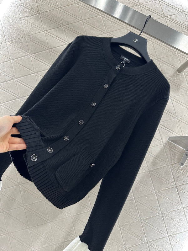 CHANEL WOOL CARDIGAN STYLE 272