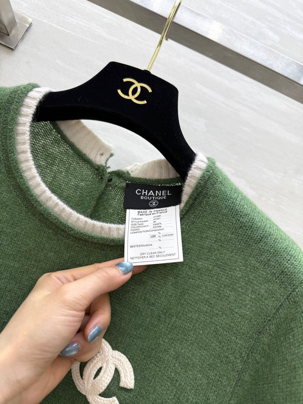 CHANEL SHORT SLEEVE TOP STYLE 264