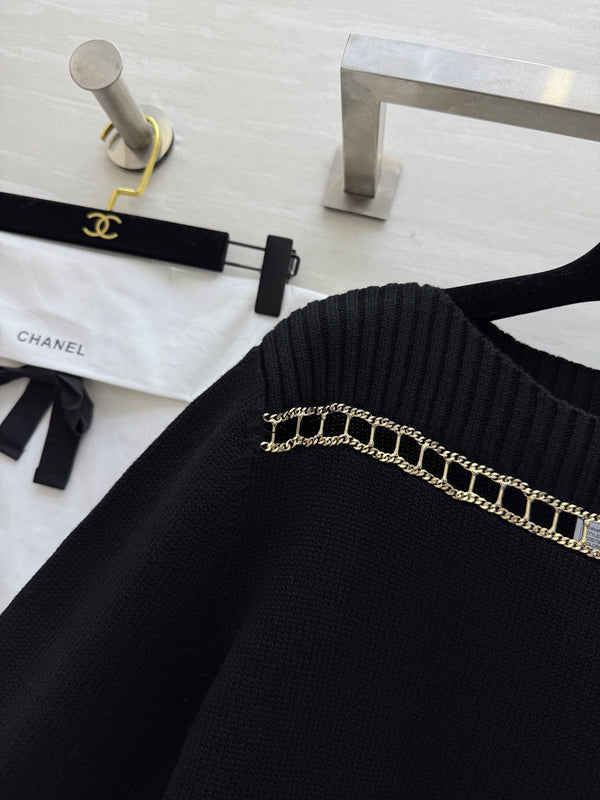 CHANEL CASHMERE SWEATER STYLE 261