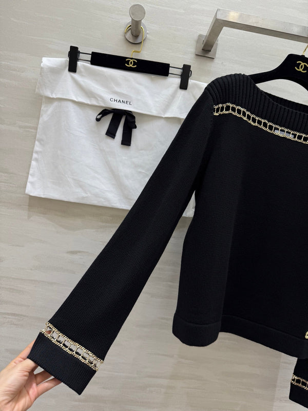 CHANEL CASHMERE SWEATER STYLE 261