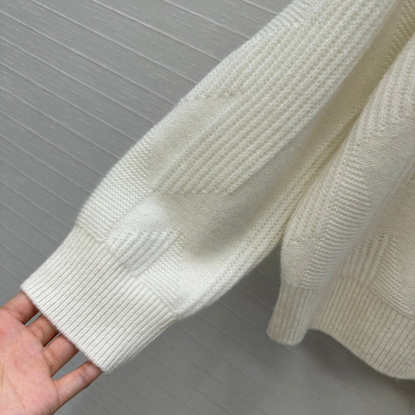 HM Letter Sweater in White Cashmere