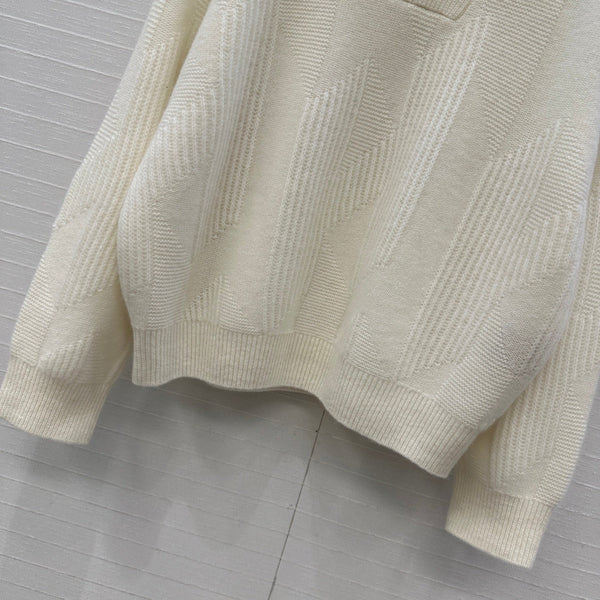 HM Letter Sweater in White Cashmere