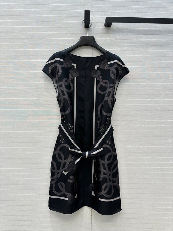 HM 25S Palefroi Remix Sleeveless Dress Graphic Print in Black Silk