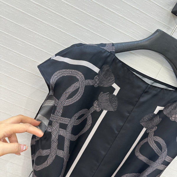 HM 25S Palefroi Remix Sleeveless Dress Graphic Print in Black Silk