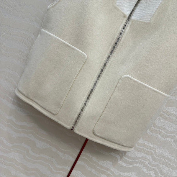 HM 25S Zipped Vest in White Wool and Cashmere