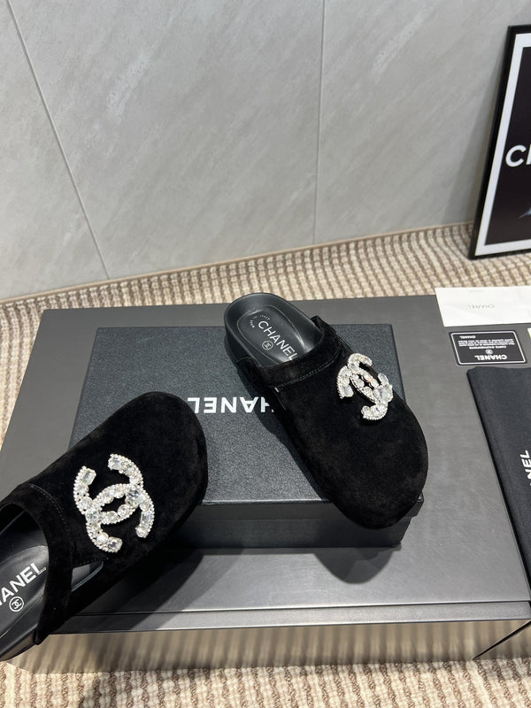 Mocassini Birkenstock CC 25S con suola spessa in velluto nero 442540