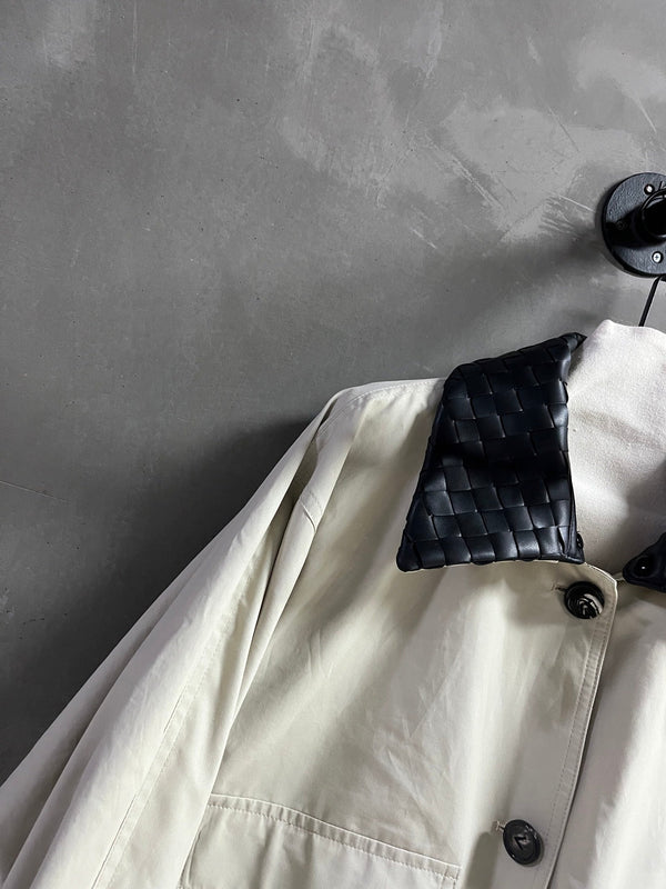 BV 25S Jacket Sheepskin Neck in White High-Weave Fabric