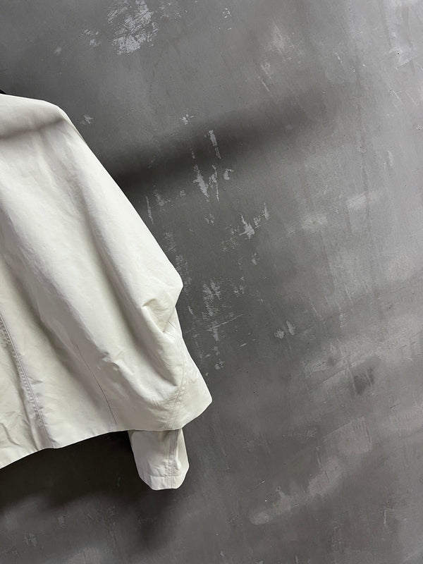 BV 25S Jacket Sheepskin Neck in White High-Weave Fabric