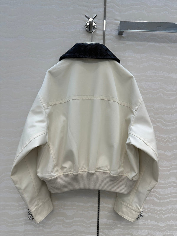 BV 25S Jacket Sheepskin Neck in White Cotton