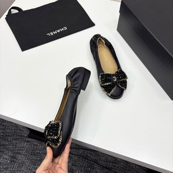 CC 25s Coco Beach Ballet Flats Black Sheepskin 331785