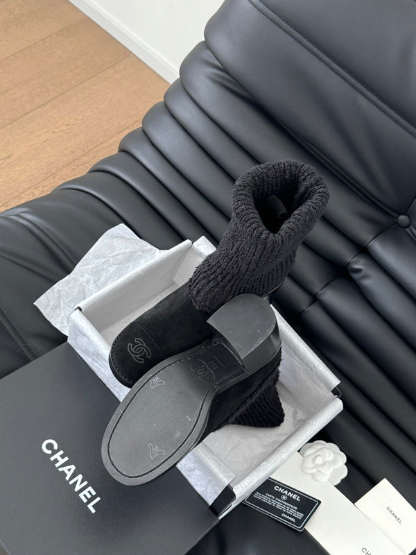 CC 25K Sock Boots Black Suede 458775