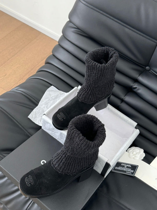 CC 25K Sock Boots Black Suede 458775