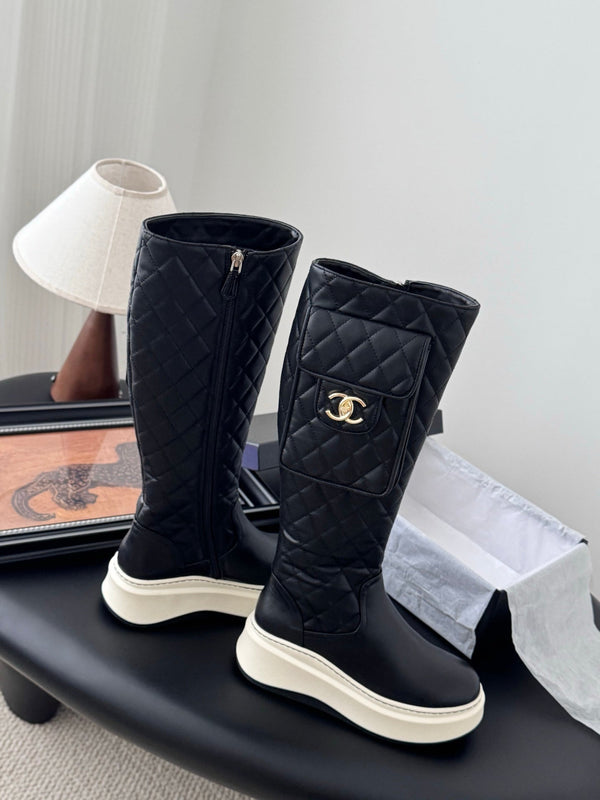 CC 25K Backpack Bucklet High Boots Black Sheepskin 458708
