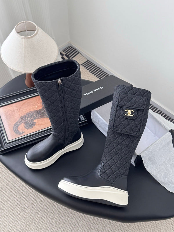 CC 25K Backpack Bucklet High Boots Black Sheepskin 458709