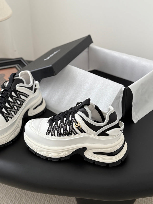 CC 25C New Silver Horn King Sports Sneakers 458695