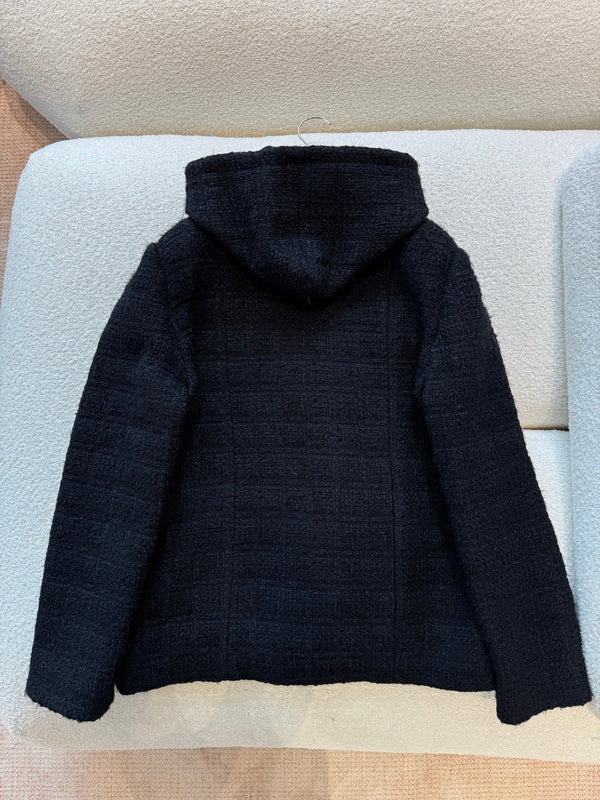 Giacca in tweed con cappuccio a quadri neri CC 25B