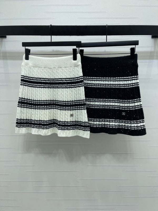 CC 25 Striped Knit Skirt White Wool