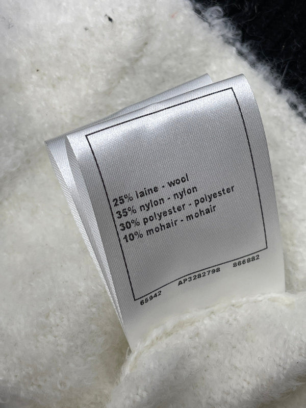 CC 25 Two-Tone Pocket Knit Cardigan White Wool