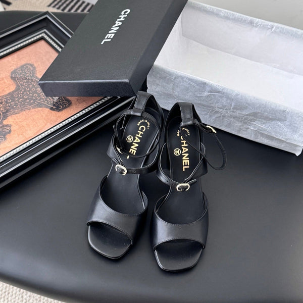 CC 25B Mary Janes 85mm High Heel Black Sheepskin