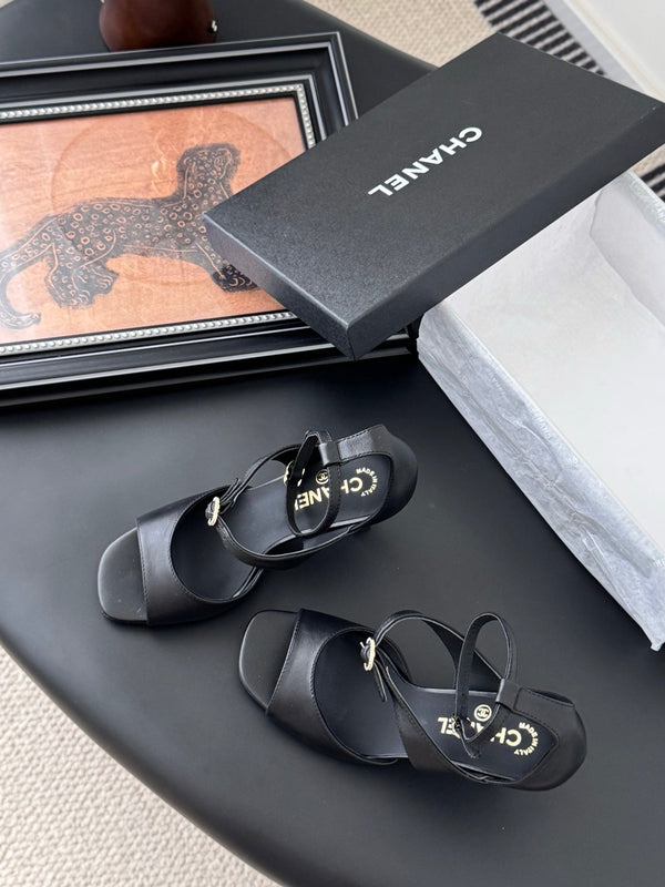 CC 25B Mary Janes 85mm High Heel Black Sheepskin