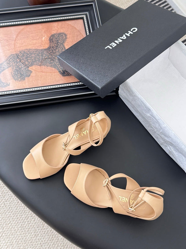 CC 25B Mary Janes 55mm High Heel Beige Sheepskin