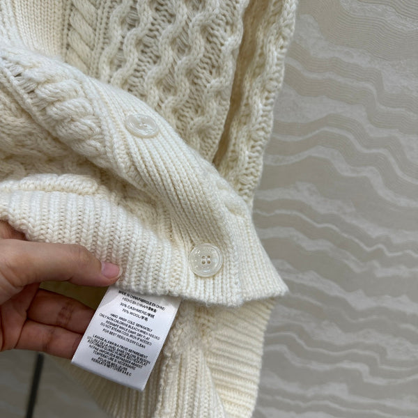 CE Round Neck Cardigan White Cashmere