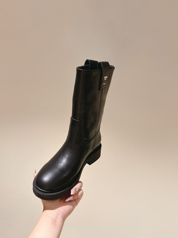 Fendi Ankle Boots Black Cowhide 463742