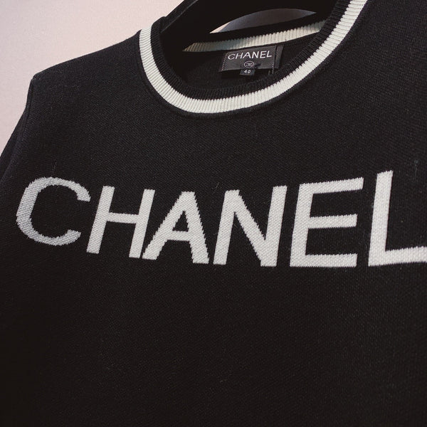 CC 25 Knitted Black and White Contrast Stitching Top Wool 305601