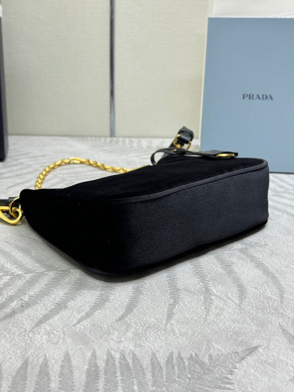Pra Velvet Hobo Black Should Bag 267179