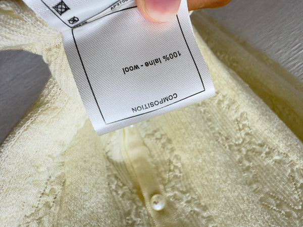 CC 25 Cardigan in maglia a maniche lunghe con scollo rotondo e lavorazione a maglia