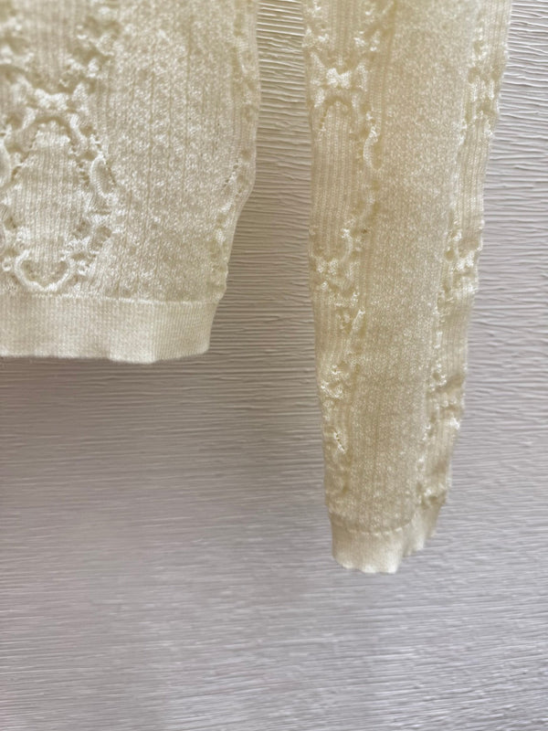 CC 25 Crew Neck Knit Long Sleeve Sweater Wool