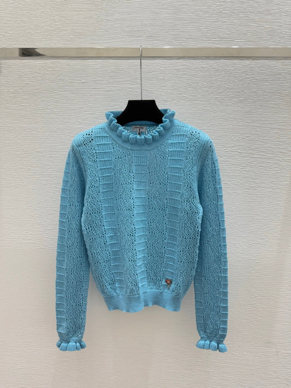 CC 25 Ruffled Gold and Silver Hollow-Out Crew Neck Knit Long Sleeve Cashmere