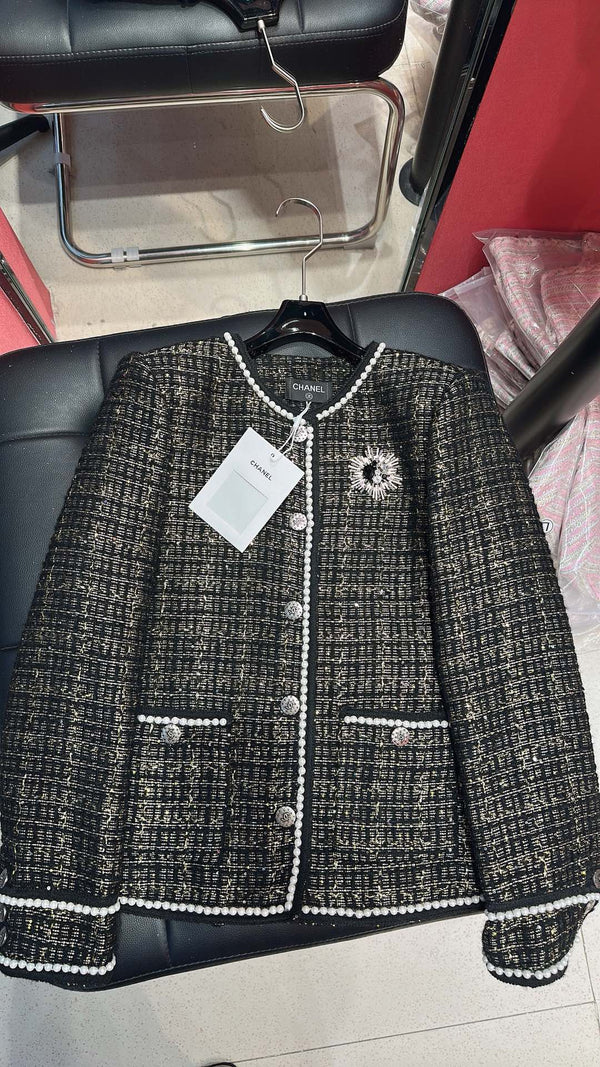 CC 25 Catwalk Style Custom Gold Woven Woolen Pearl Trim Black Coat