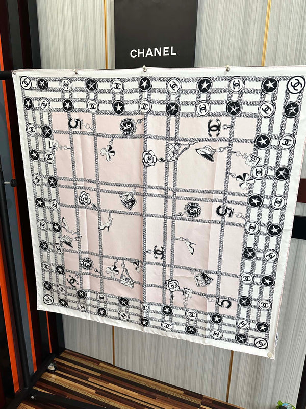 Sciarpa quadrata in seta rosa e bianca CC 90 cm 828798