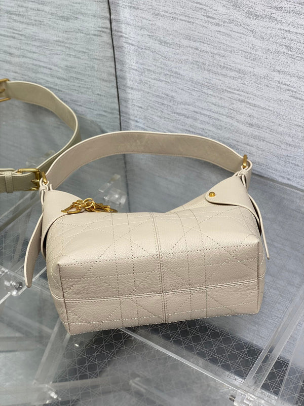 CD VOYAGE Handbag 23cm Cream Cowhide