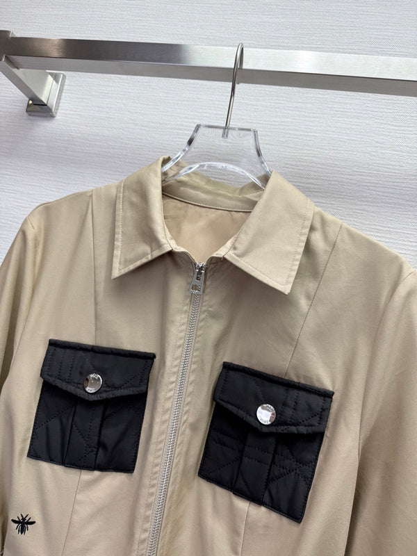 CD 25SS Lapel Middle Zipper Guilted Four Pockets Contrast Color Dress Beige Wool 304161