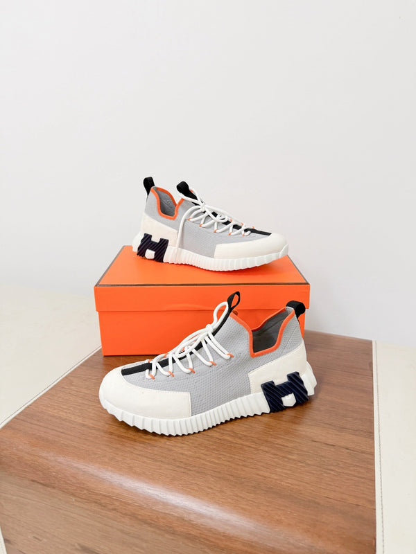 HM 25VS Lift Slip-On Sneakers Gray Cowhide Down Fabric 492928