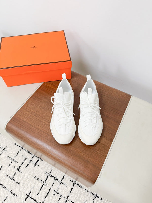 HM 25VS Lift Slip-On Sneakers Full White Cowhide Down Fabric 492931