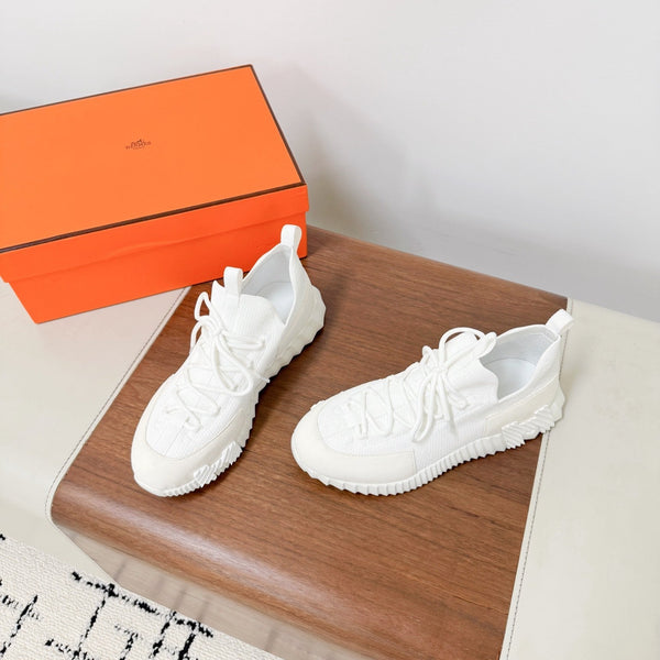 HM 25VS Lift Slip-On Sneakers Full White Cowhide Down Fabric 492931