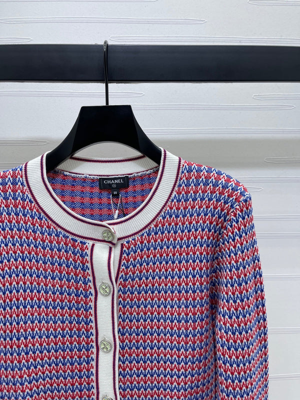 CC 25 Round Neck Knitted Wool Long-Sleeved Red Cardigan