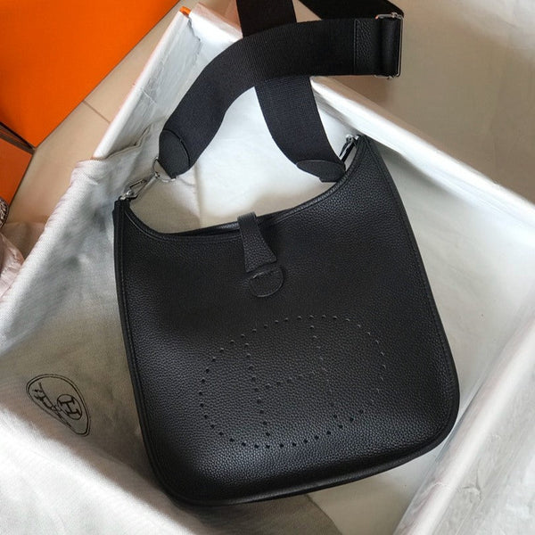 Evelyne 29cm Nero Togo Shw