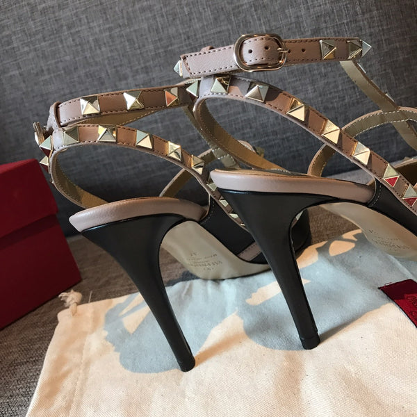 Rockstud Slingback 100 Nero Beige Pelle di vitello