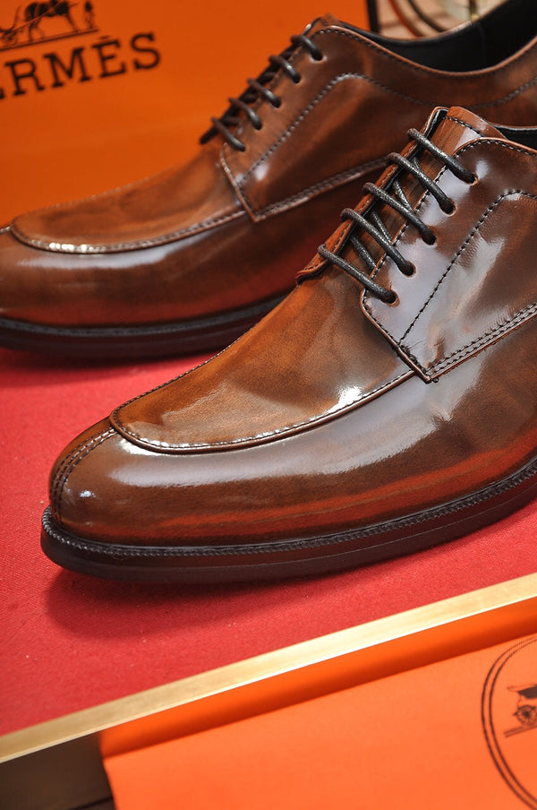 SCARPE ALLACCIATE HM BUSINESS IN PELLE DI VITELLO CARAMELLO