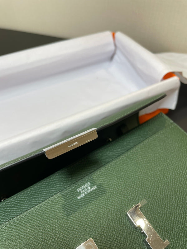 CONSTANCE TO GO 20.5 VERDE SCURO EPSOM ARGENTO HARDWARE