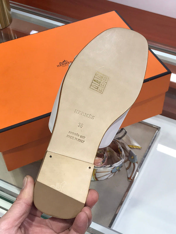 SANDALO ROYAL IN PELLE DI AGNELLO BIANCA