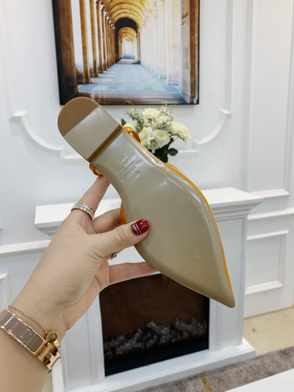 Valentino Slingback Pump 40MM Yellow Patent Leather 239910